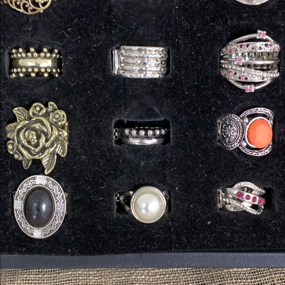 18 Stretchy Rings ( 5) - pictures show Rings - Picture 5 of 6